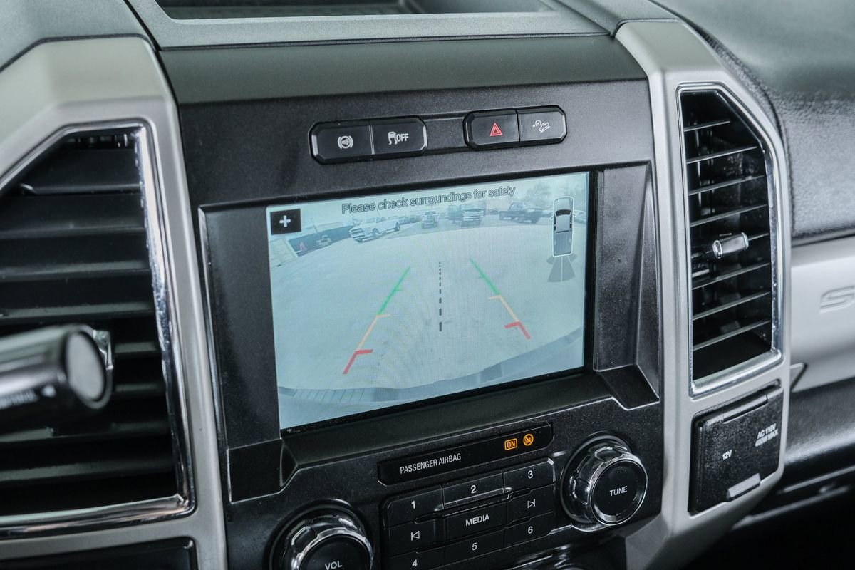 Used 2018 Ford F250 Lariat w/ Chrome Package image 55