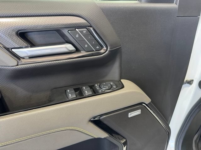 Used 2024 Chevrolet Silverado 2500 ZR2 w/ Technology Package AWD/4WD image 6