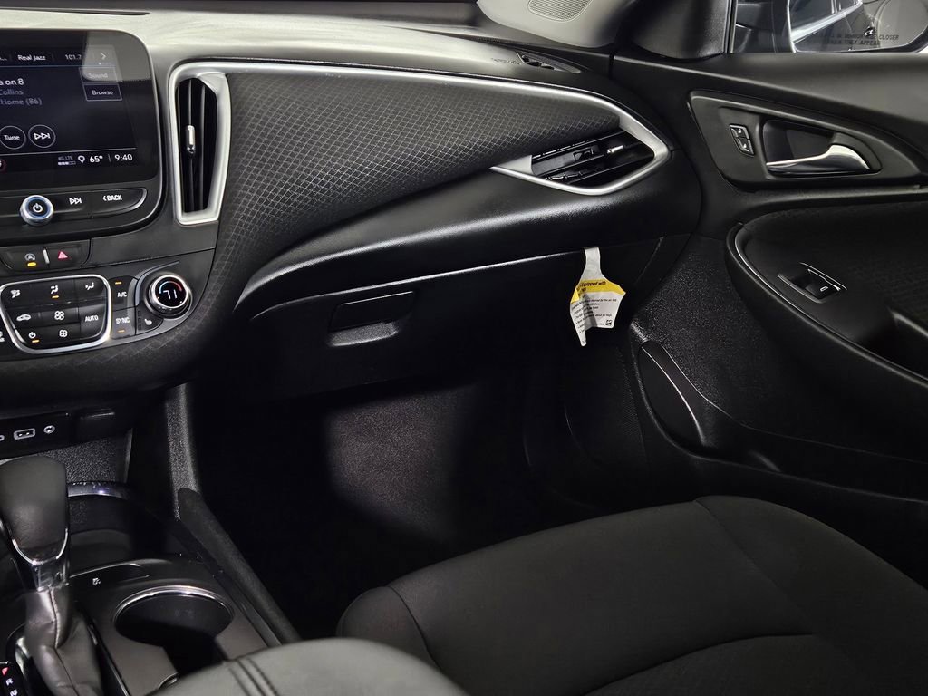 Used 2023 Chevrolet Malibu LT FWD image 8