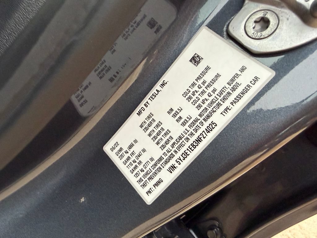 Used 2022 Tesla Model 3 Long Range AWD/4WD image 30