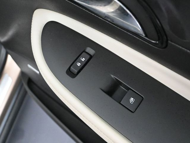 Used 2018 Buick Encore Premium image 44