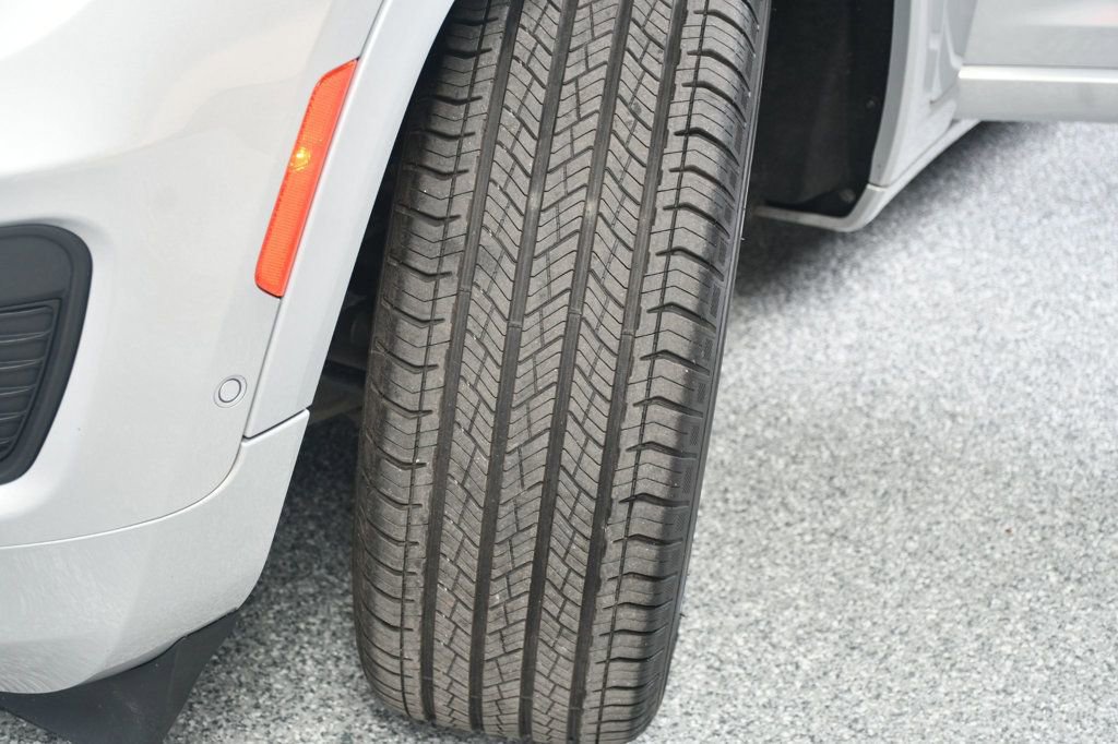 Used 2021 Jeep Grand Cherokee L Overland w/ Luxury Tech Group IV image 81