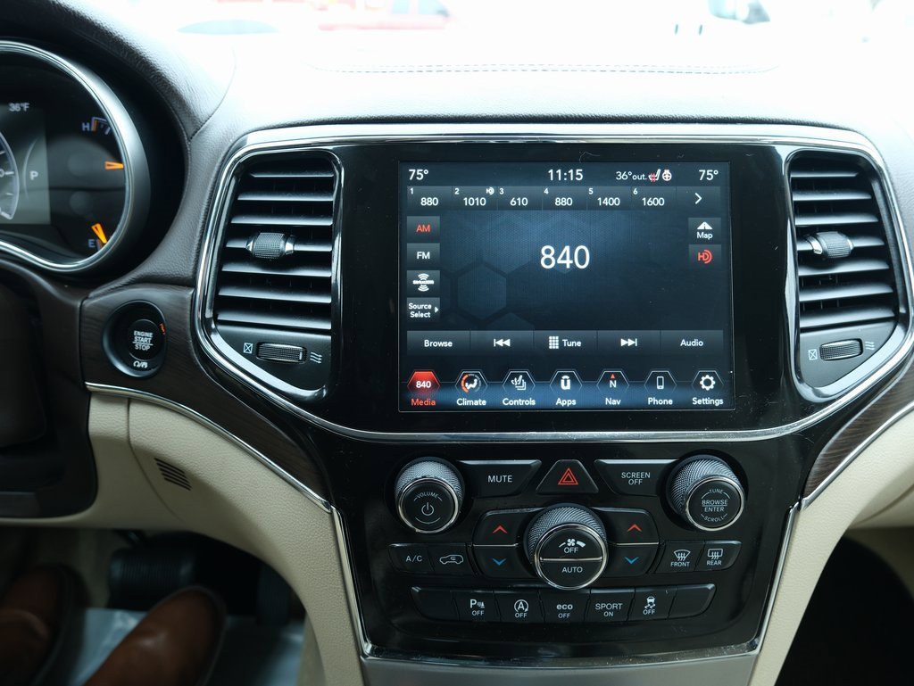 Used 2021 Jeep Grand Cherokee Overland image 19