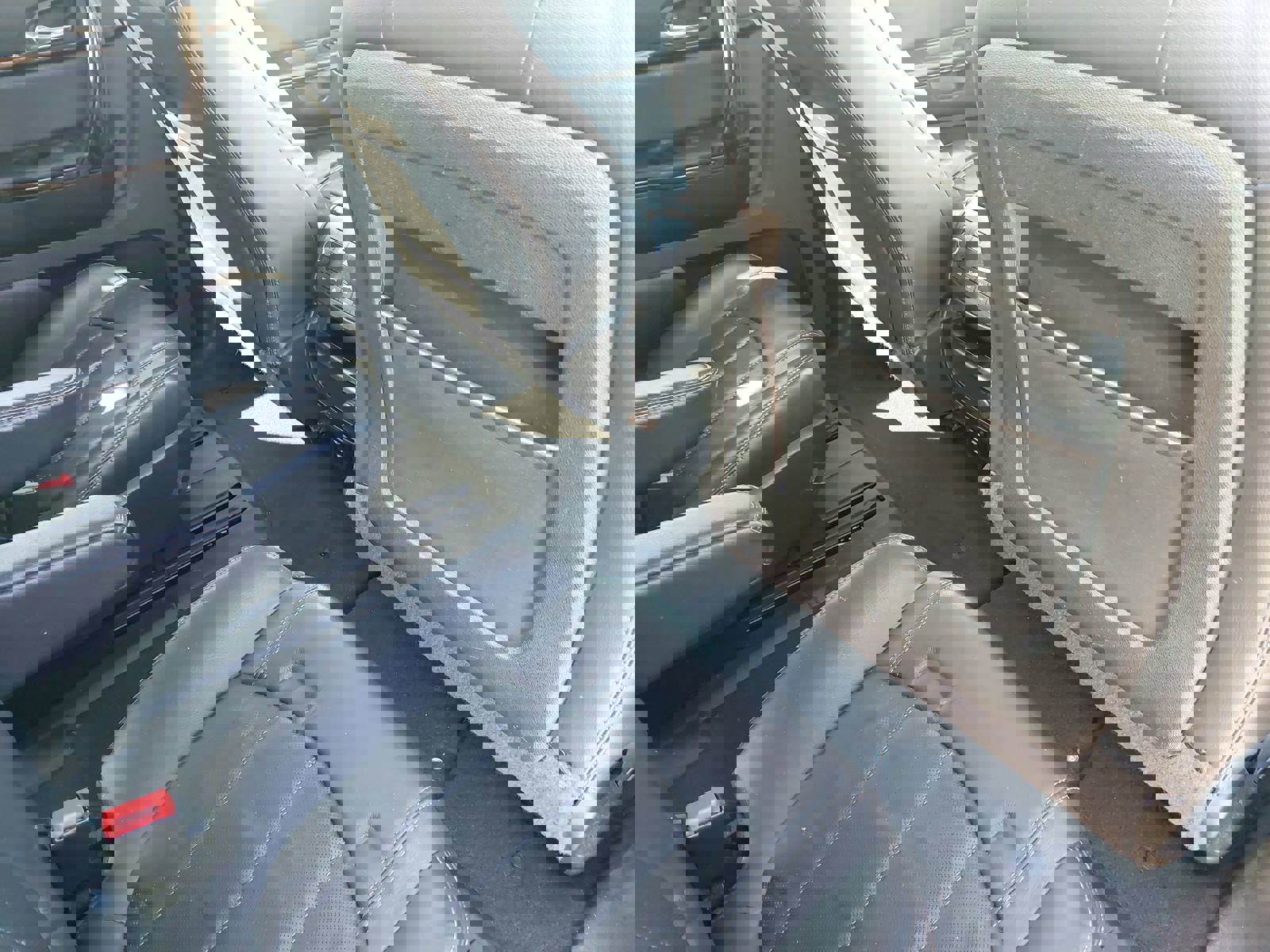 Used 2015 GMC Acadia Denali image 12