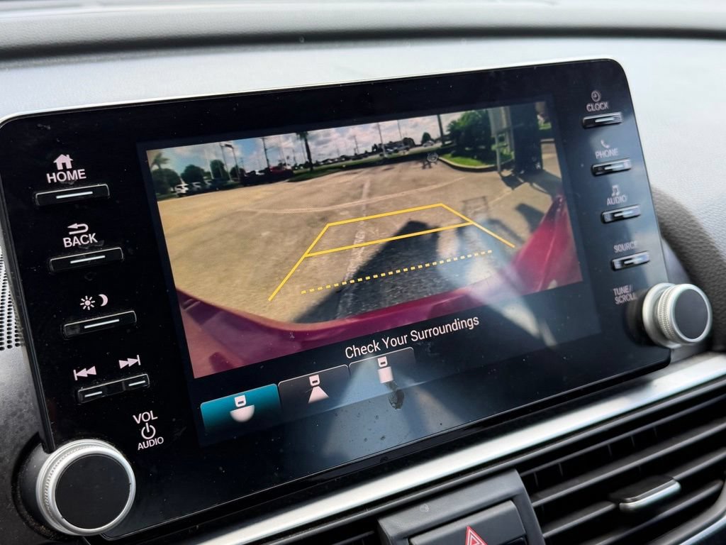 Used 2018 Honda Accord Sport image 16