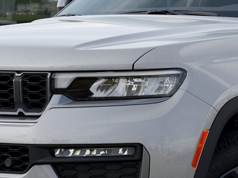 New 2026 Jeep Grand Cherokee L Limited AWD/4WD image 10