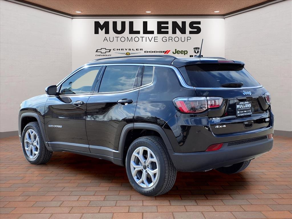 New 2026 Jeep Compass Latitude image 7