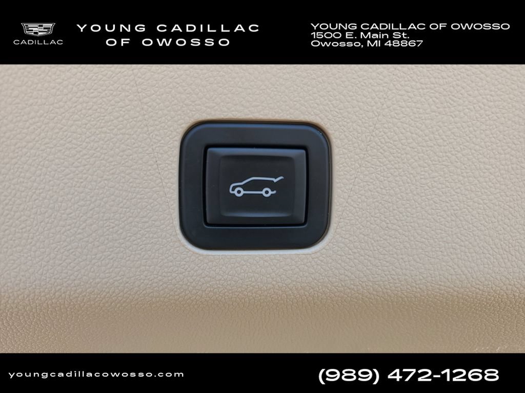 Certified 2024 Cadillac Escalade Premium Luxury w/ Performance Package AWD/4WD image 35