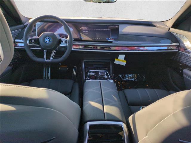 New 2026 BMW i7 M70 AWD/4WD image 15