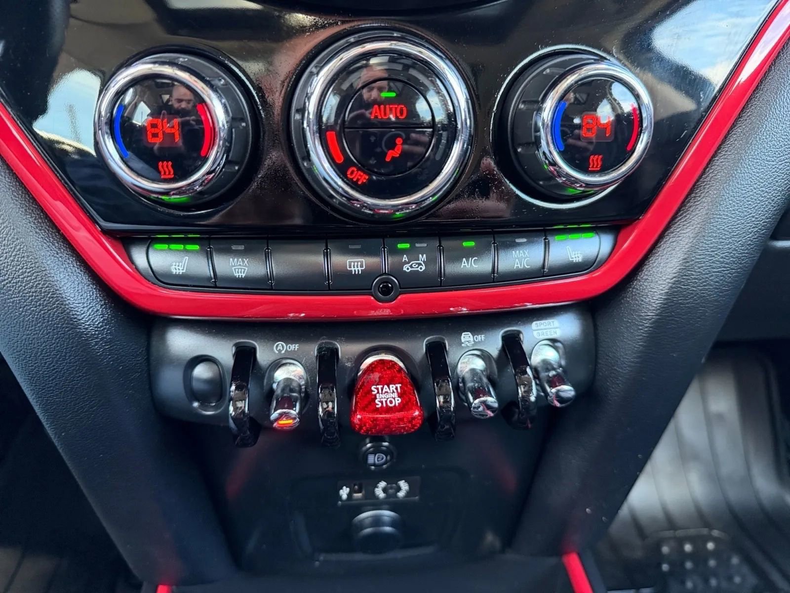 Used 2018 MINI Cooper Countryman FWD image 16