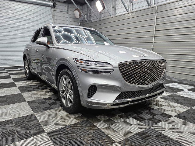 Used 2025 Genesis GV70 2.5T w/ Advanced Package AWD/4WD image 5