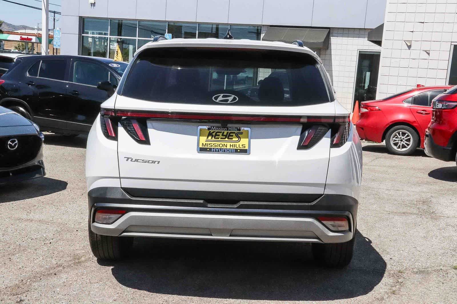 Certified 2025 Hyundai Tucson SEL image 3