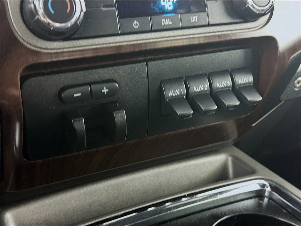 Used 2012 Ford F350 Lariat image 22
