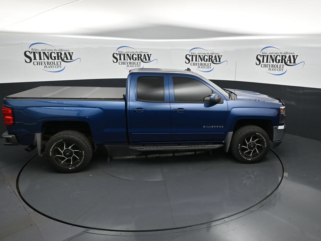 Used 2018 Chevrolet Silverado 1500 LT w/ All Star Edition AWD/4WD image 25