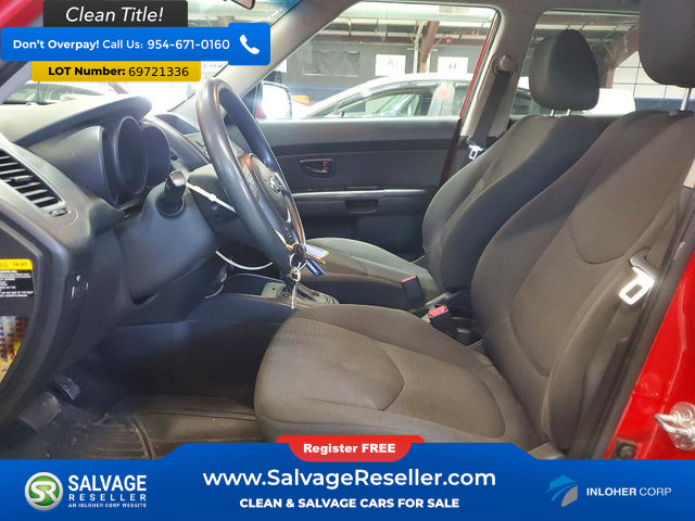 Used 2013 Kia Soul FWD image 9