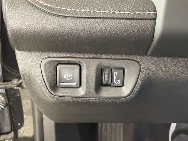 Certified 2018 GMC Acadia Denali w/ Technology Package image 10