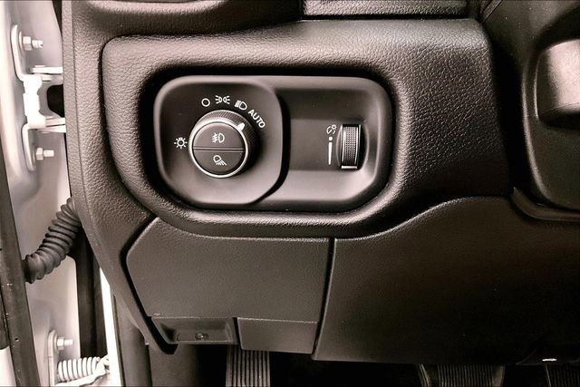 Used 2024 RAM 3500 Big Horn image 37