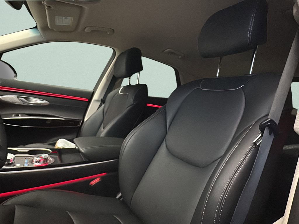 New 2026 Genesis GV70 2.5T AWD/4WD image 9
