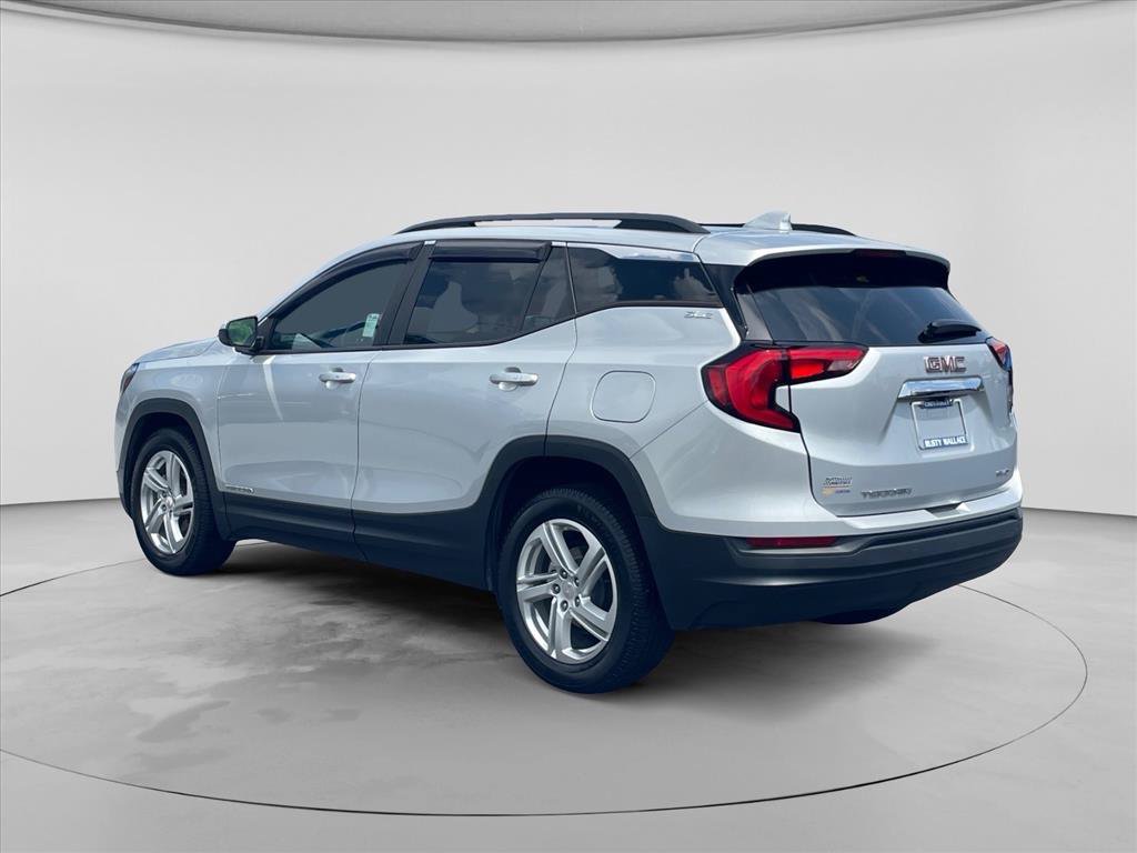 Used 2021 GMC Terrain SLE w/ Driver Convenience Package AWD/4WD image 5