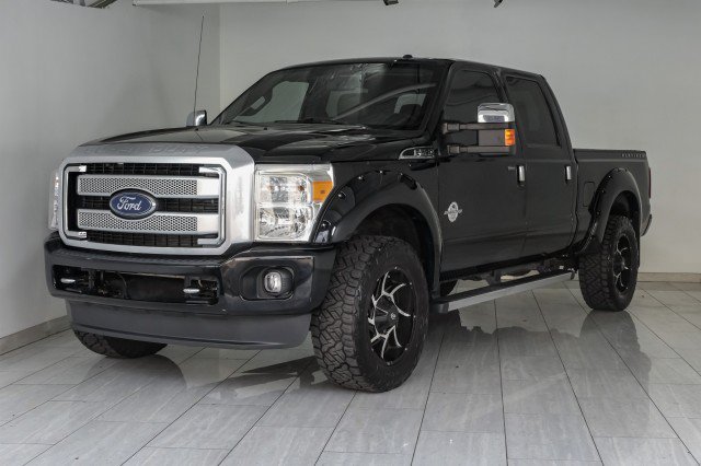 Used 2016 Ford F350 Platinum w/ Platinum Package AWD/4WD image 4