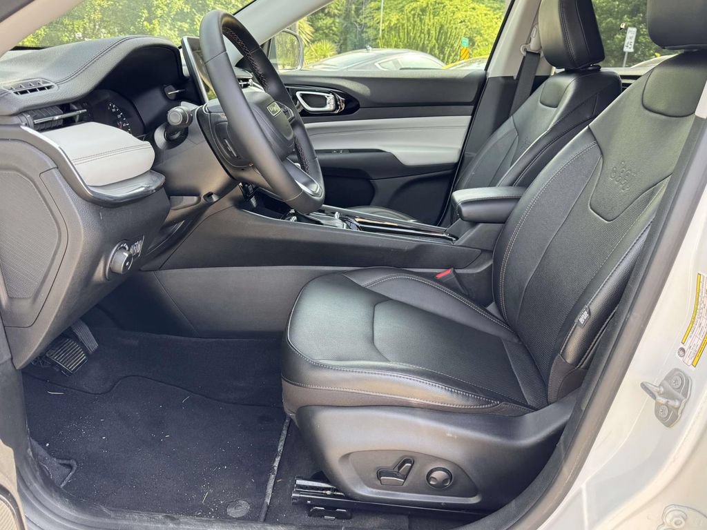 Used 2022 Jeep Compass Limited AWD/4WD image 20