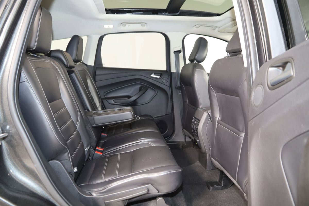 Used 2019 Ford Escape Titanium FWD image 14