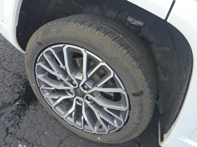 Used 2023 Jeep Grand Cherokee L Summit image 34