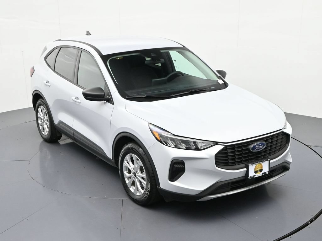 Used 2025 Ford Escape Active FWD image 15