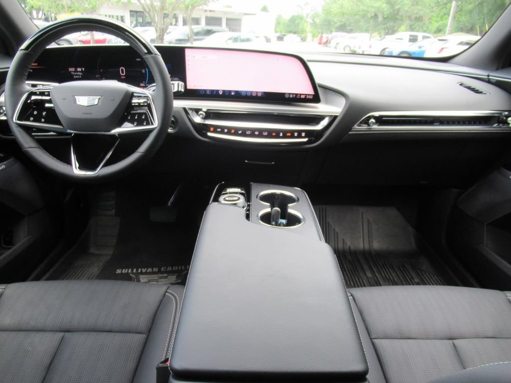 Certified 2025 Cadillac Lyriq Luxury w/ LPO, Floor Liner Package AWD/4WD image 13
