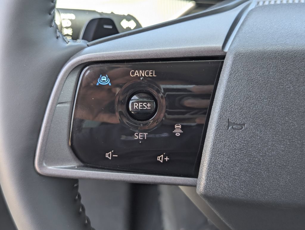 Used 2025 Nissan Murano SV FWD image 27