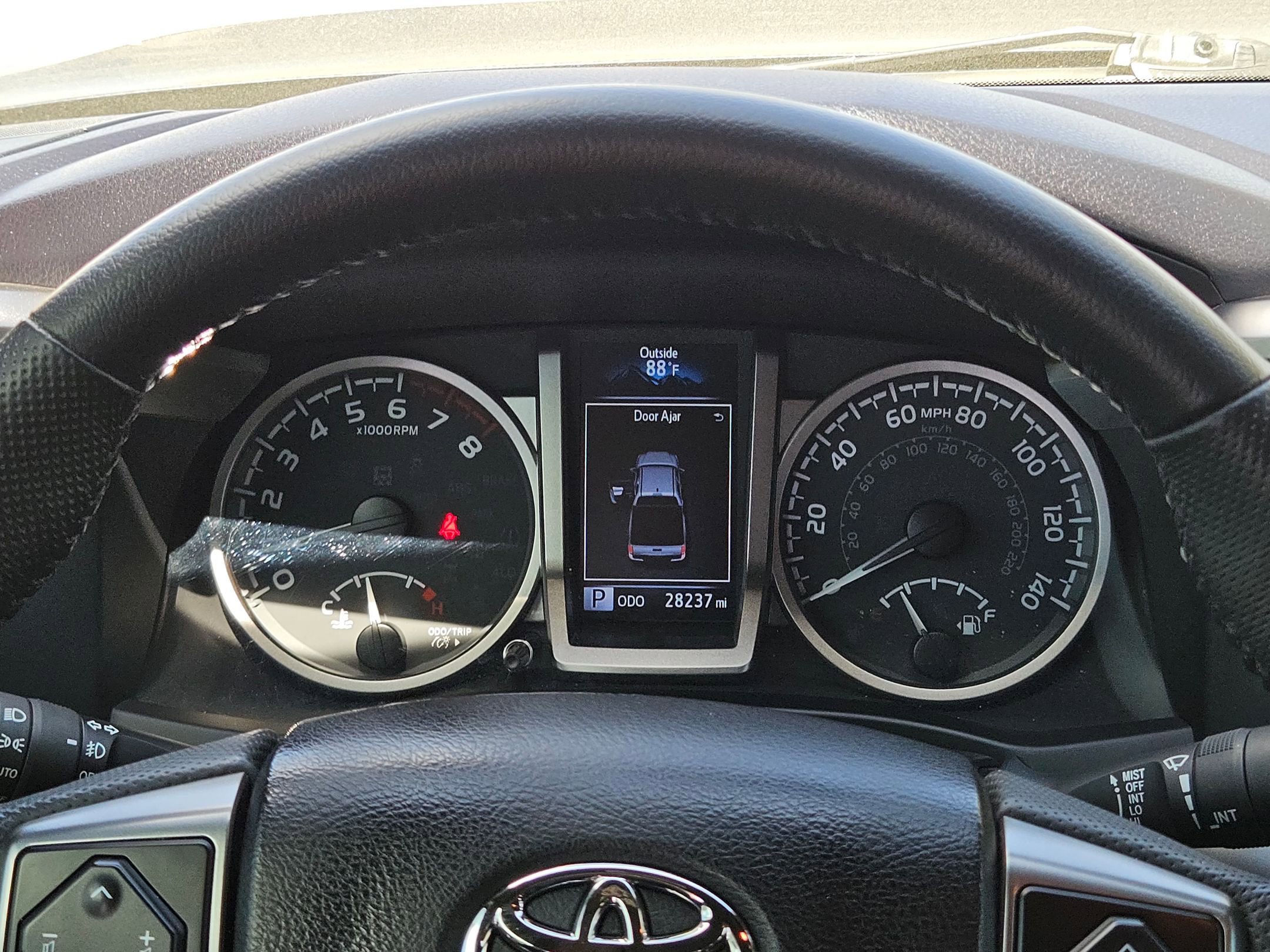 Used 2022 Toyota Tacoma Limited image 23