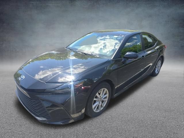 Used 2025 Toyota Camry LE FWD image 2