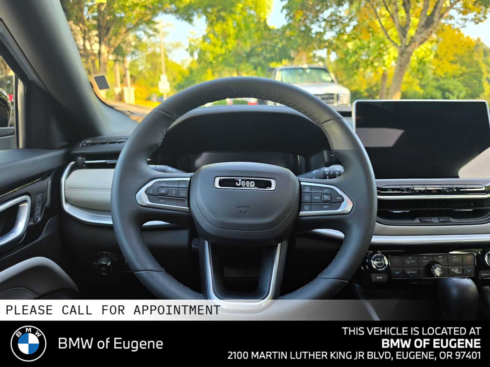 Used 2025 Jeep Compass Limited w/ Elite Group AWD/4WD image 22
