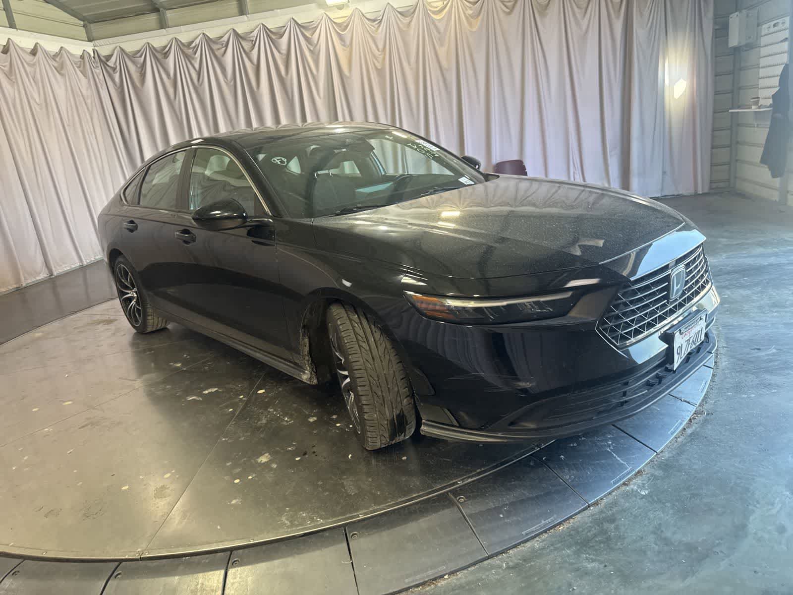 Used 2023 Honda Accord Sport image 3