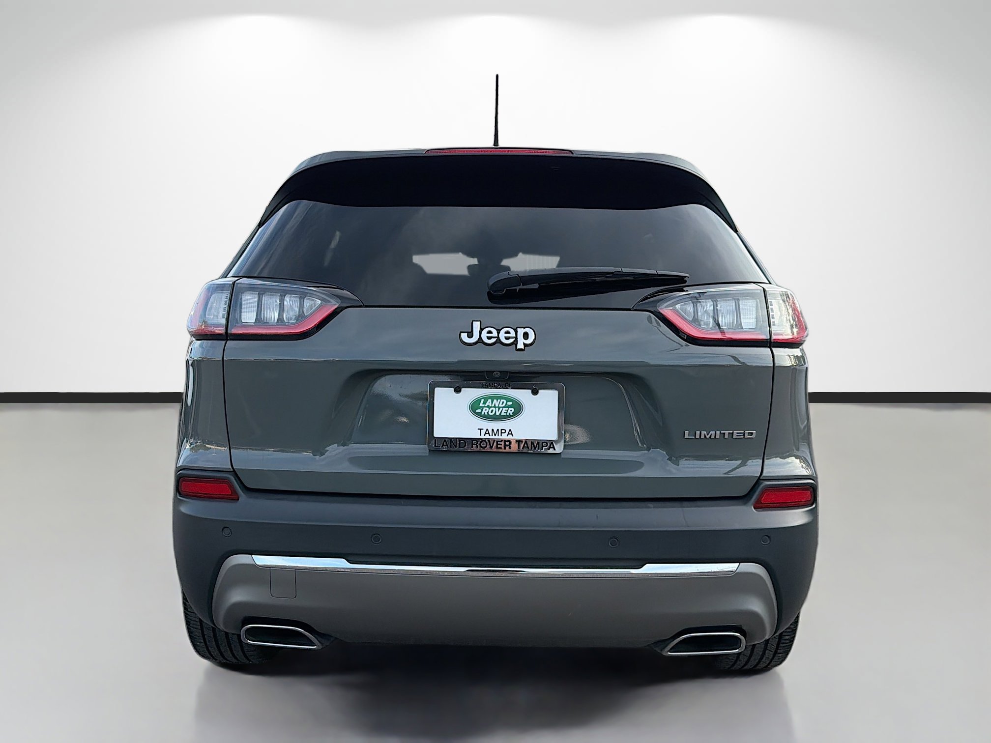 Used 2020 Jeep Cherokee Limited FWD image 4
