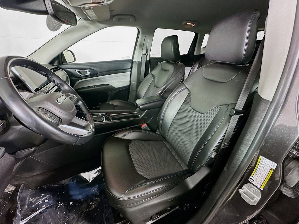 Certified 2022 Jeep Compass Latitude w/ Convenience Group image 32