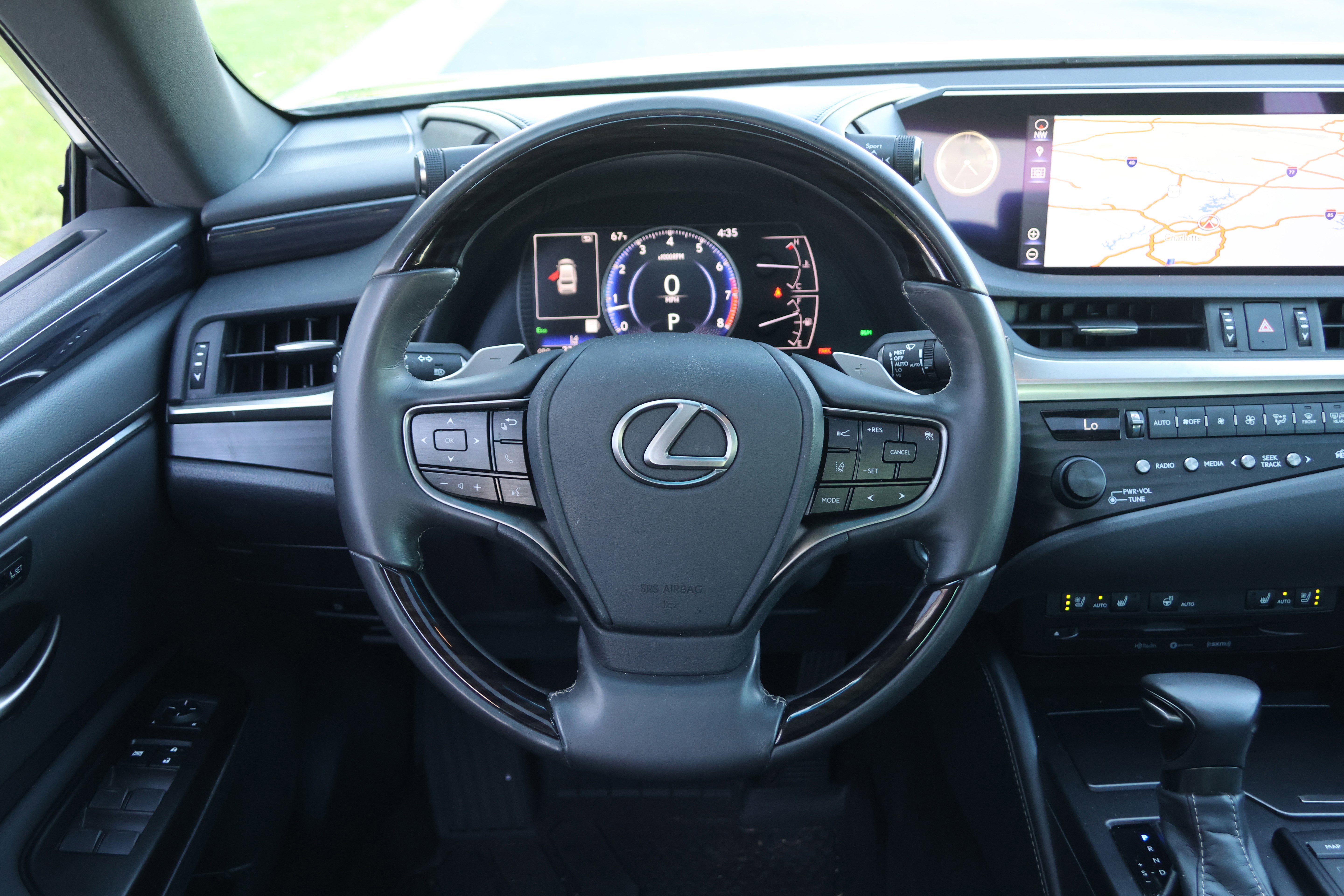 Used 2019 Lexus ES 350 Luxury w/ Premium Package image 16