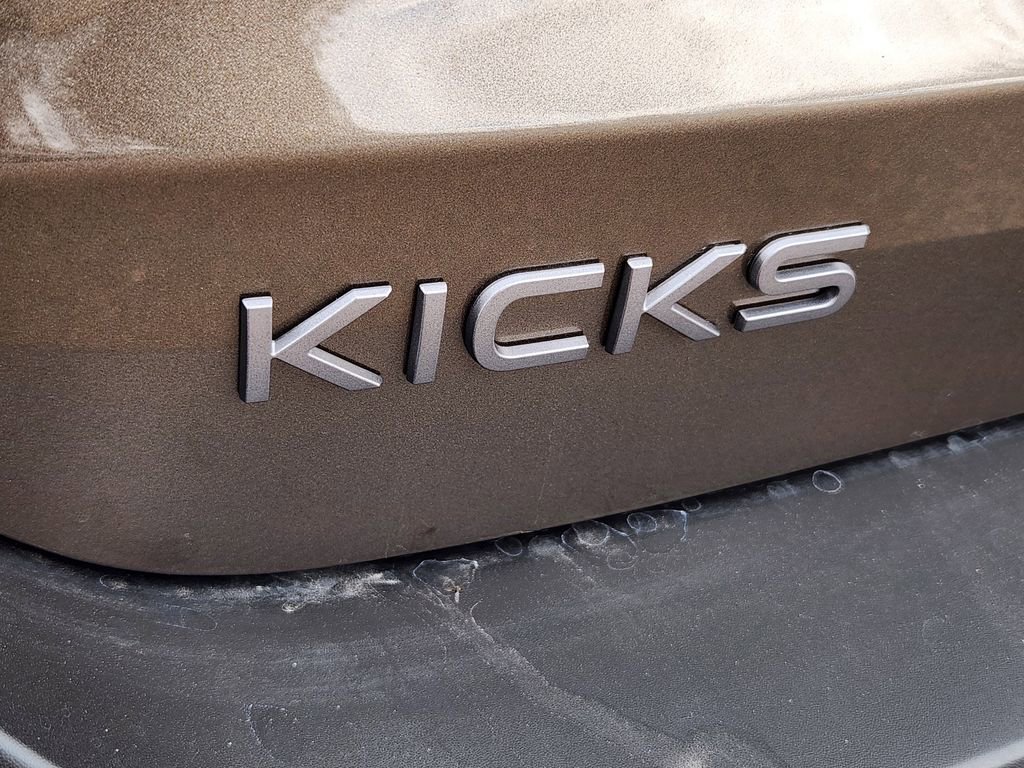 New 2026 Nissan Kicks SV w/ Cold Weather Package AWD/4WD image 13