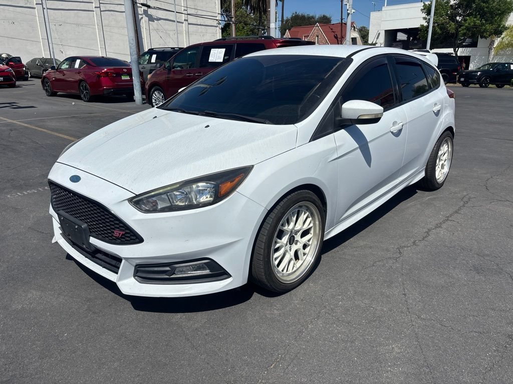 Used 2018 Ford Focus ST FWD image 8