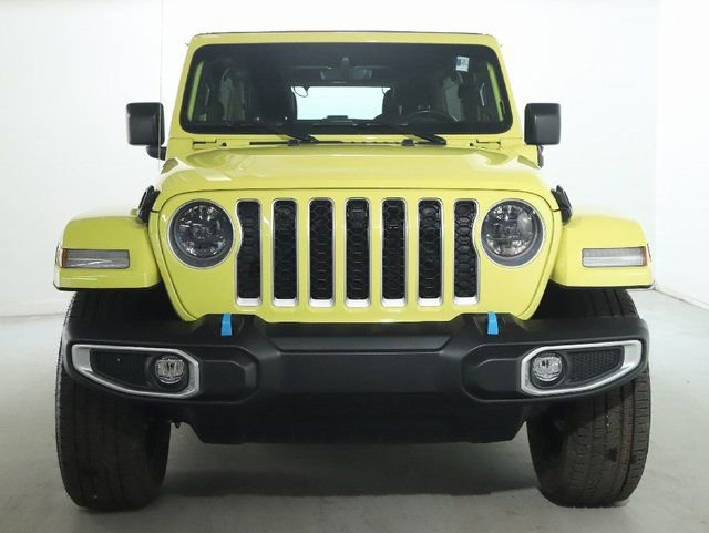 Used 2023 Jeep Wrangler Unlimited Sahara w/ Cold Weather Group image 5