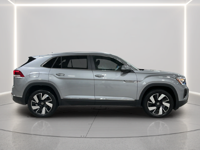 Certified 2026 Volkswagen Atlas Cross Sport SEL AWD/4WD image 7