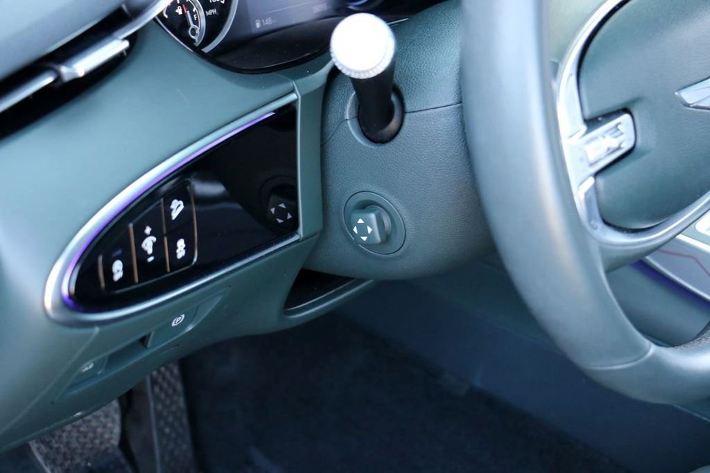 Used 2023 Genesis GV70 2.5T w/ Advanced Package image 17