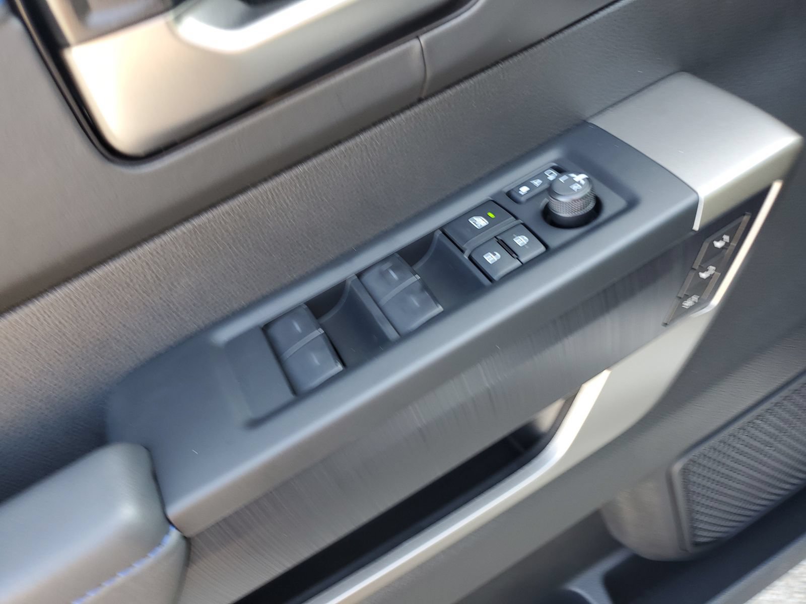 New 2026 Toyota Sequoia Platinum AWD/4WD image 22