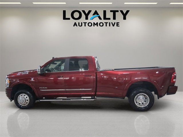 Used 2024 RAM 3500 Limited image 2
