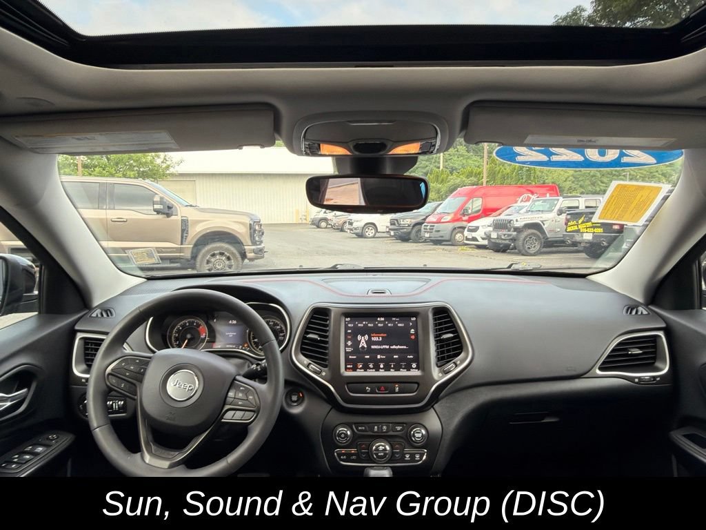 Used 2022 Jeep Cherokee Trailhawk w/ Sun, Sound & Nav Group AWD/4WD image 13