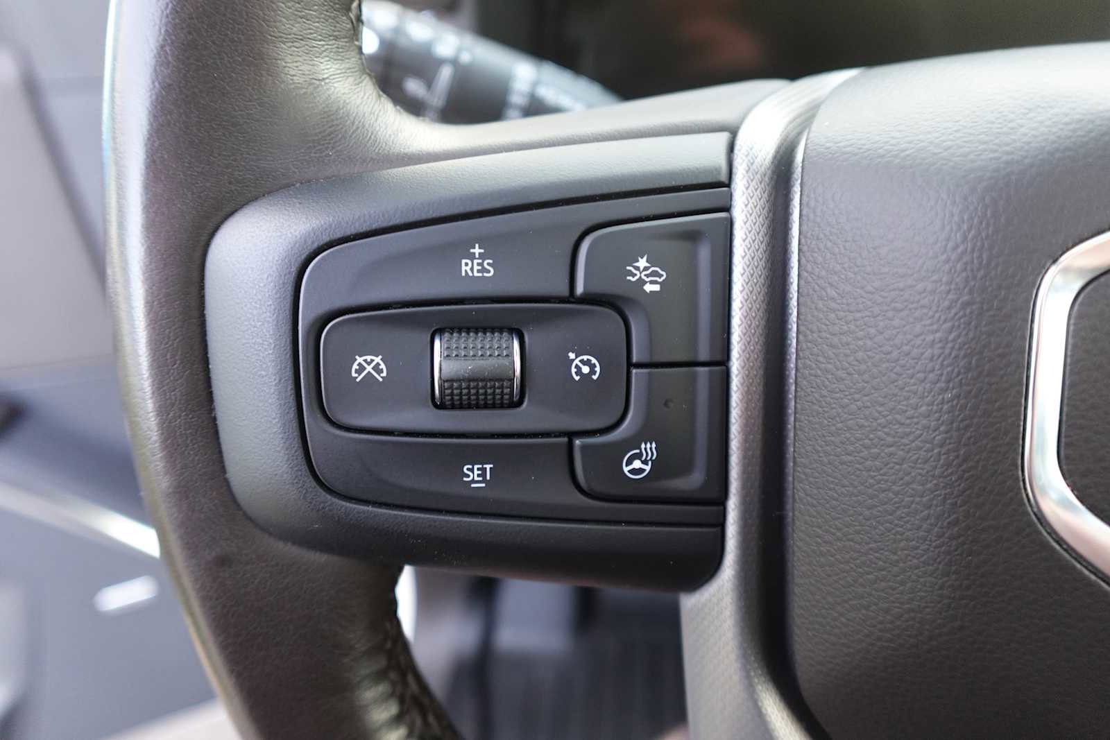 Used 2022 GMC Yukon Denali w/ Max Trailering Package AWD/4WD image 16