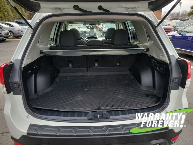 Used 2020 Subaru Forester Premium image 18