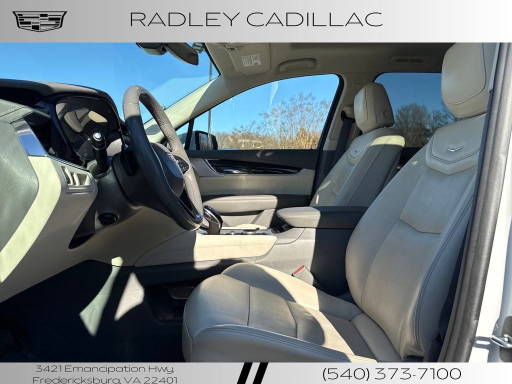 Used 2021 Cadillac XT6 Premium Luxury image 13