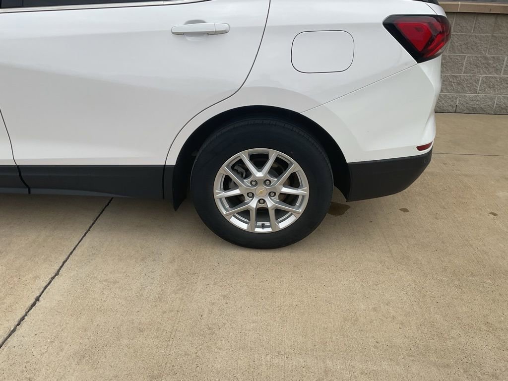 Used 2022 Chevrolet Equinox LT image 6
