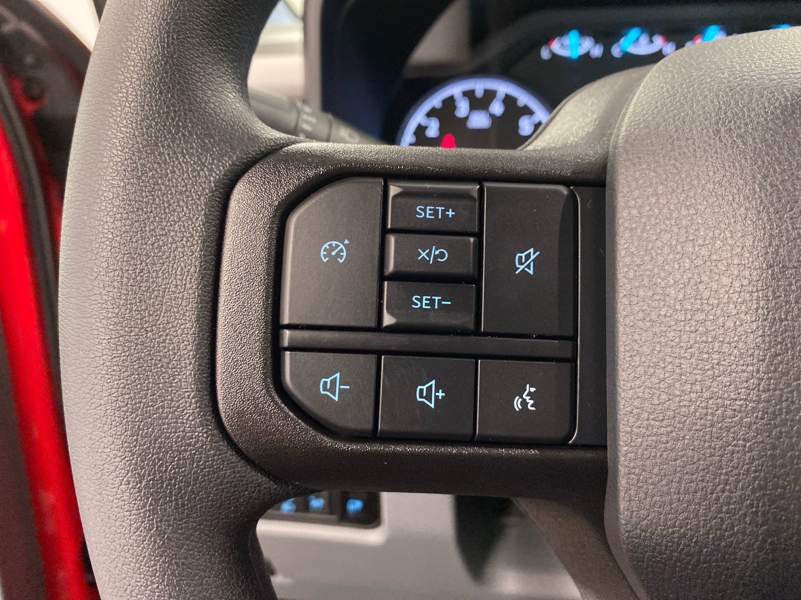 New 2026 Ford F250 XLT w/ FX4 Off-Road Package AWD/4WD image 14